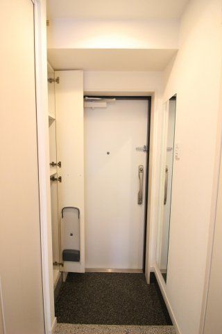 玄関　（別タイプ参考写真）アヴァンツァーレ巣鴨　北区滝野川３