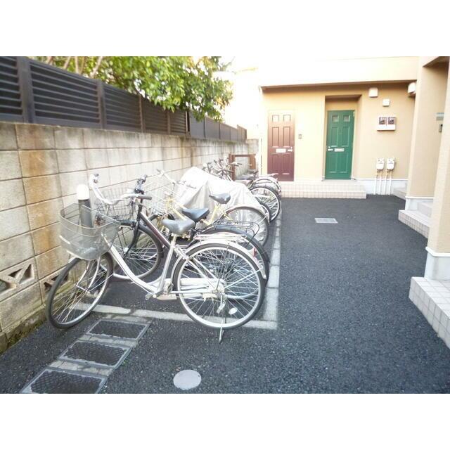 エントランス　※参考写真。現況優先