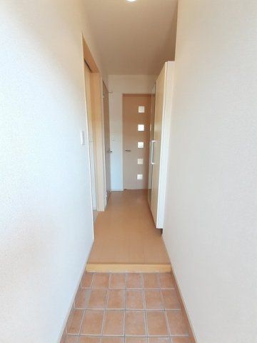 玄関　落ち着いた玄関です