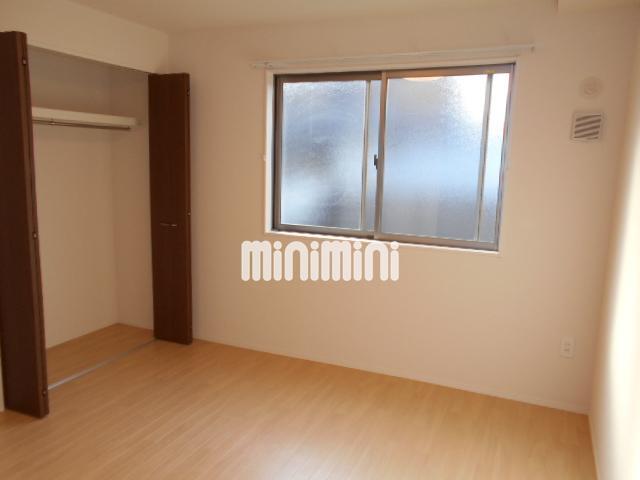 居室・リビング　日当たりの良いお部屋です。