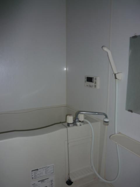 ＪＲ仙石線 榴ケ岡駅 徒歩11分 5階建 築16年の風呂写真