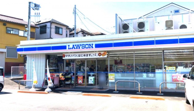 コンビニ　ローソン 横浜港南台五丁目店（コンビニ）まで925m