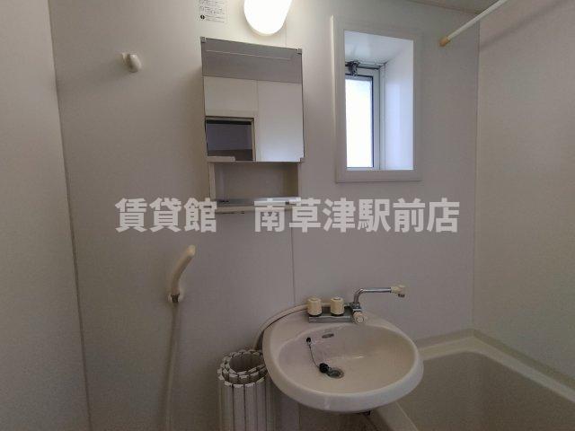 洗面設備　同仕様写真