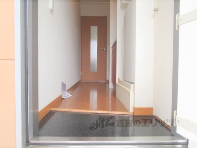 レオパレスキヌガワの玄関写真
