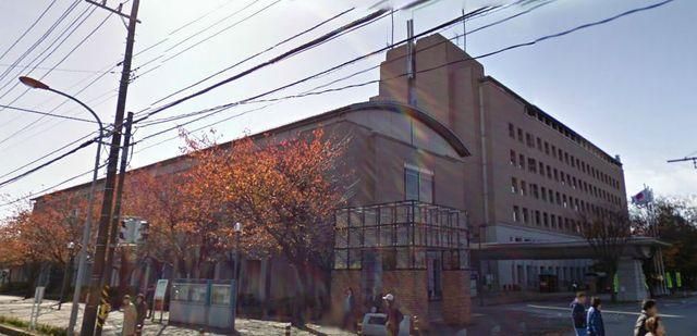 役所　綾瀬市役所（役所）まで826m