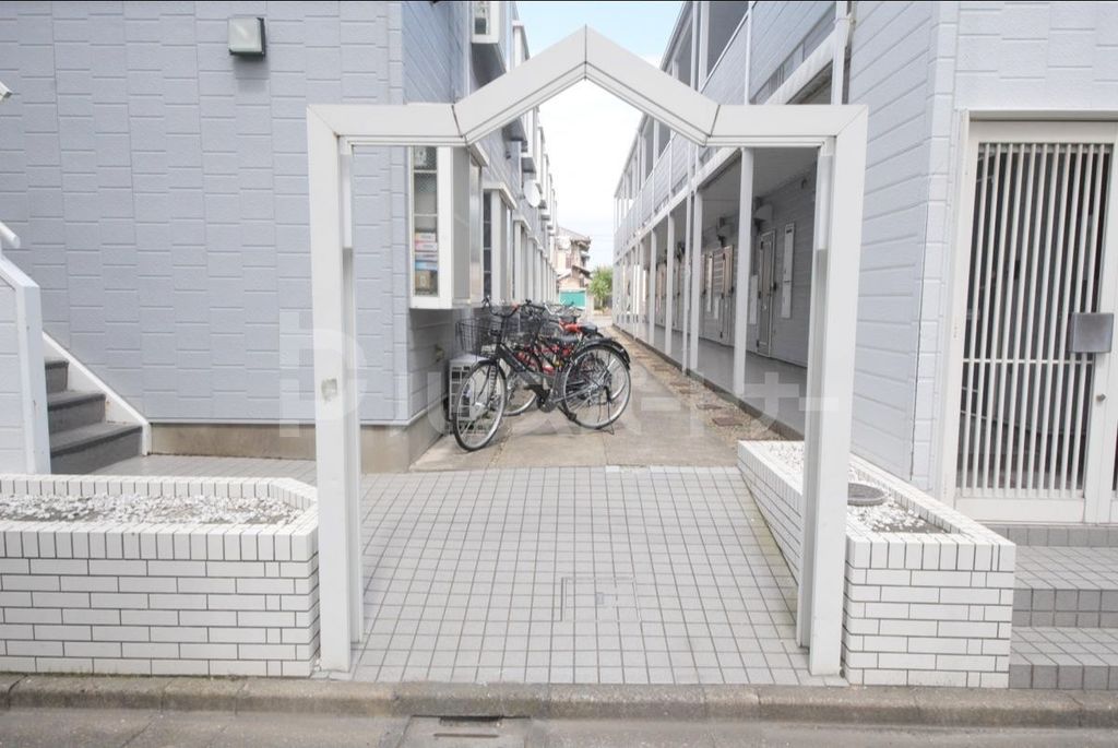 リバーパーク一之江Aの外観写真