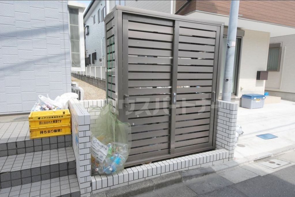 リバーパーク一之江Aの外観写真