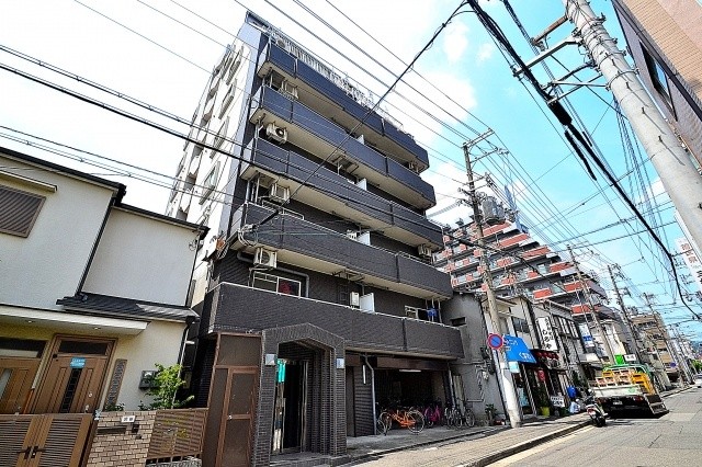 メゾンティファニーの外観写真