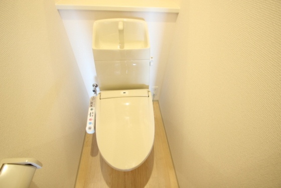トイレ　※別部屋の写真です