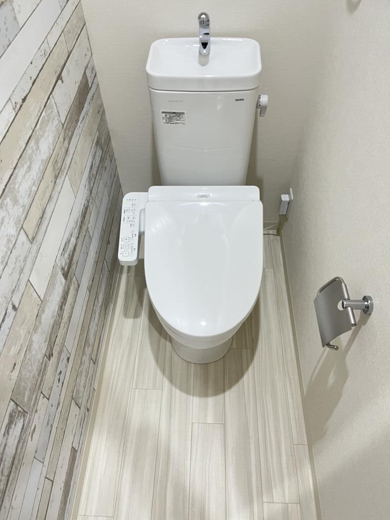 トイレ　同じタイプ同じモデルを使用