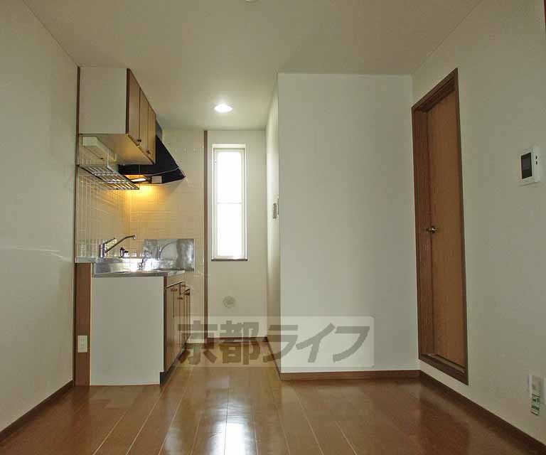 居室・リビング　８．４帖のＬＤＫです。