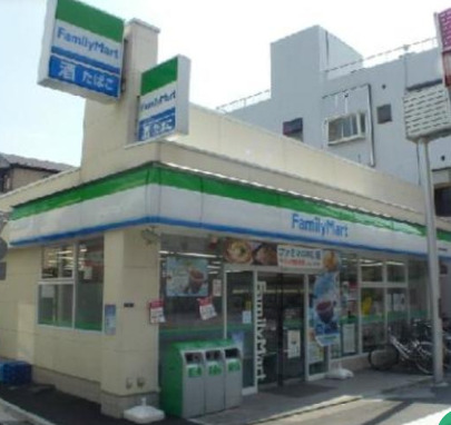 コンビニ　ファミリーマート 大島中央銀座店（コンビニ）まで251m