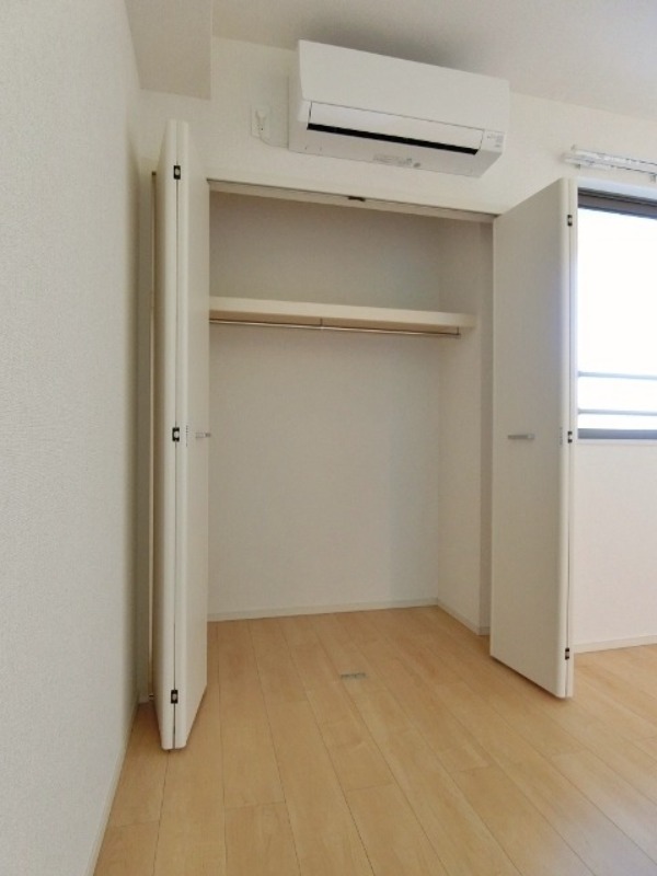 収納　図面と現状に相違がある場合には現状を優先