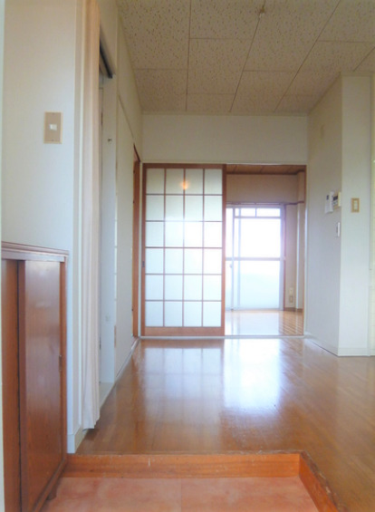 玄関　明るい玄関です