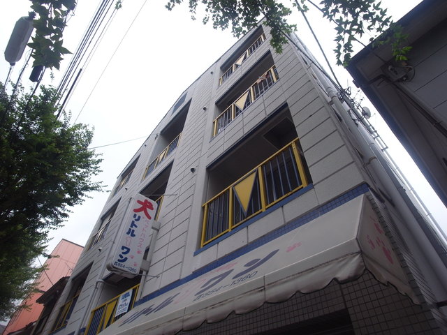 神戸市灘区楠丘町のマンションの建物外観