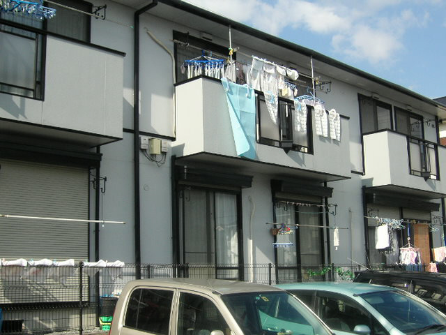 神戸市西区中野のアパートの建物外観
