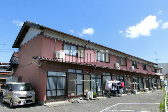 青木住宅の建物外観