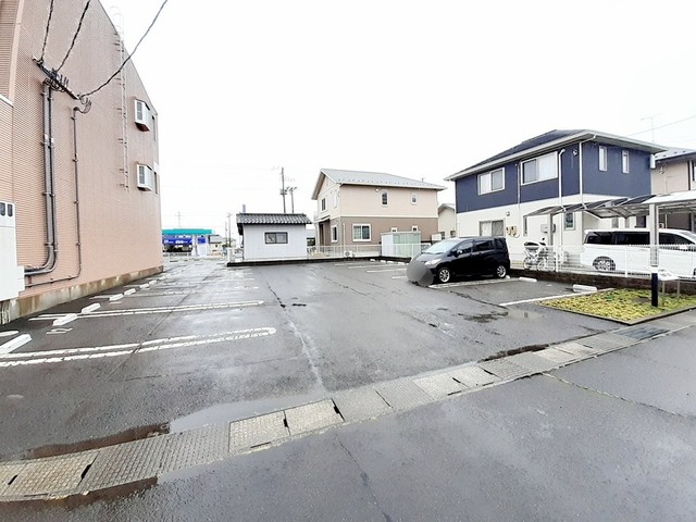 【サンライズタウンたけくまの駐車場】