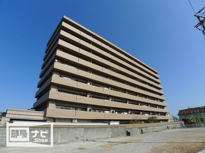 高松市福岡町のマンションの建物外観