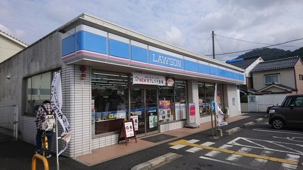 コンビニ　ローソン倉吉広瀬店（コンビニ）まで1678m