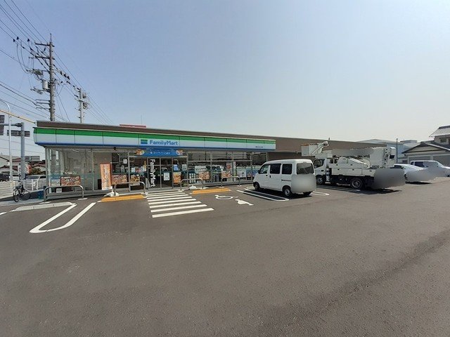 その他　ファミリーマート仏生山店さんまで200m
