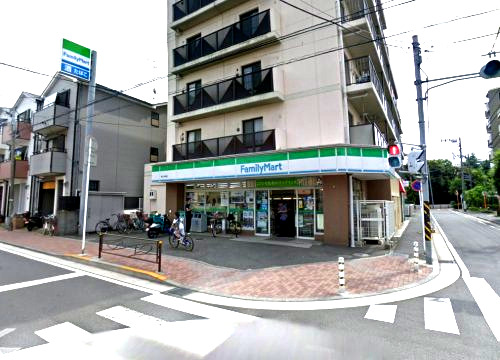 コンビニ　ファミリーマート東古市場店（コンビニ）まで105m