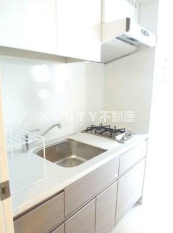 キッチン　コンパクトなキッチンで掃除もラクラク