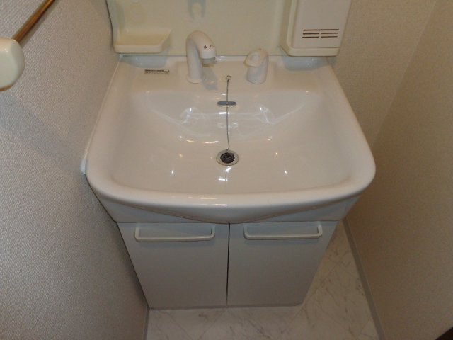 洗面設備　洗髪洗面化粧台