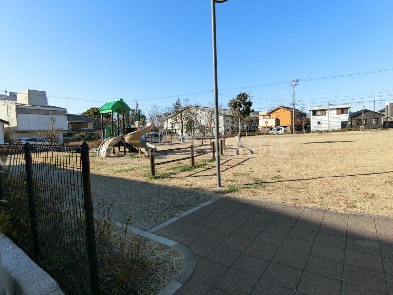 公園　本町公園（公園）まで437m