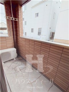 バルコニー　バルコニーがあります