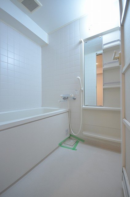 バス・シャワールーム　別号室の写真です