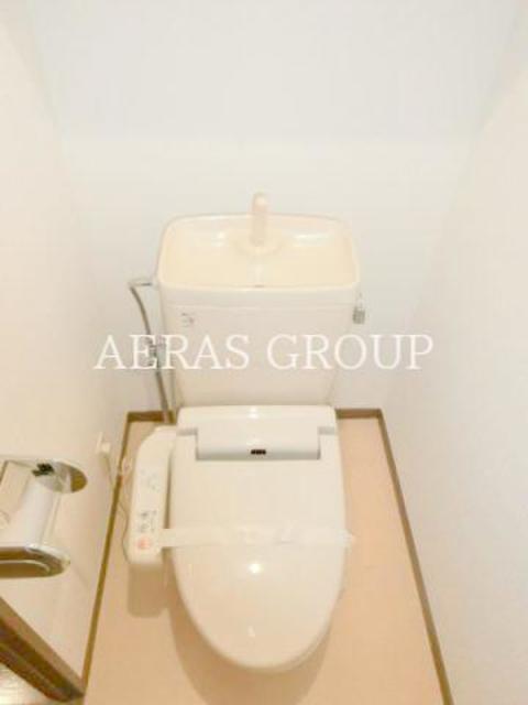 トイレ　同間取りの別部屋写真