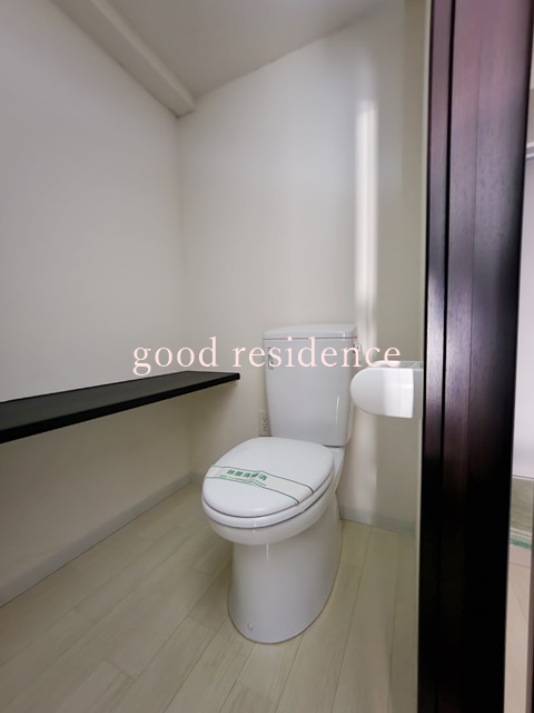 トイレ　【ショッピングモールやスーパー至近♪】オススメ物件です！