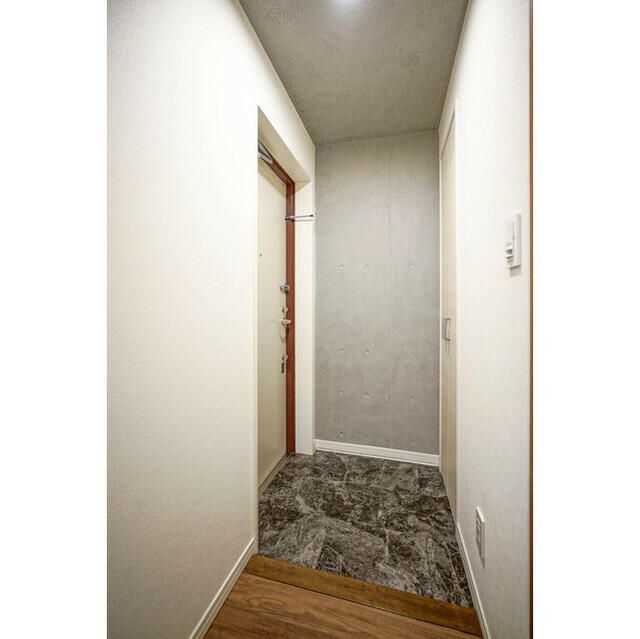 玄関　別タイプ部屋　参考写真です