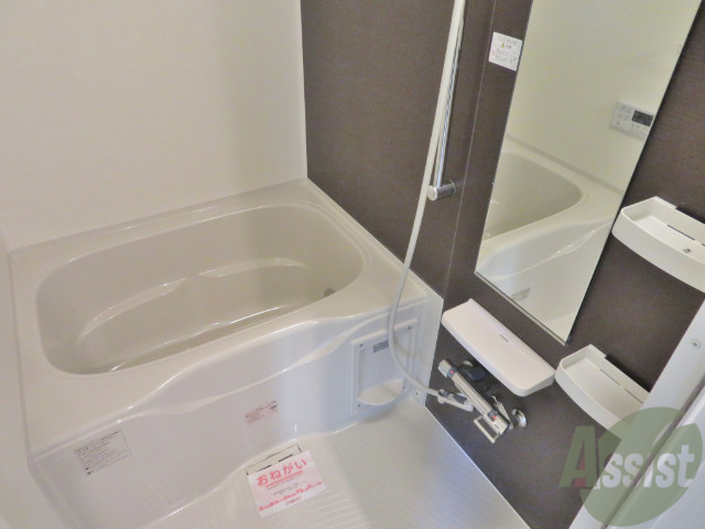 バス・シャワールーム　オシャレなお風呂場で一日の疲れを癒して頂けます