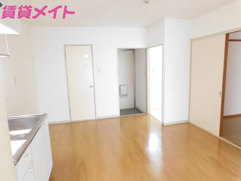 居室・リビング　同タイプ部屋写真です。