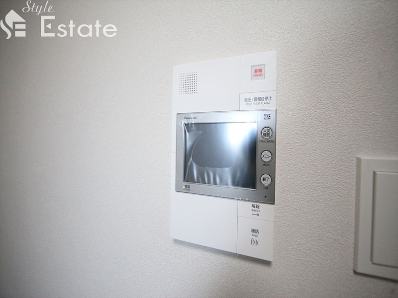 セキュリティ　モニター付きインターホン