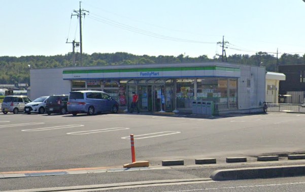 コンビニ　ファミリーマート 浜山公園入口店（コンビニ）まで1380m