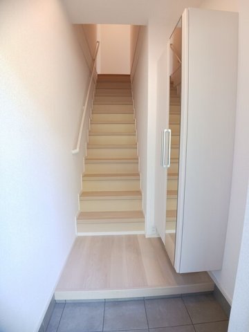 玄関　落ち着いた玄関です