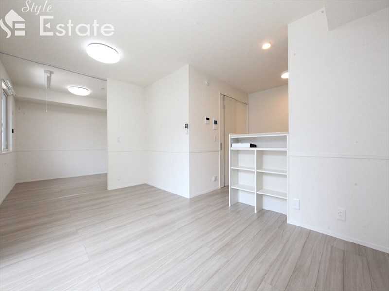 居室・リビング　内装