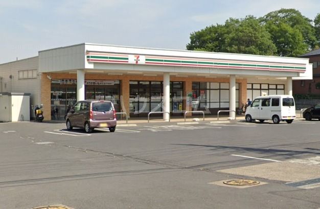 コンビニ　セブン-イレブン 上尾本町６丁目店（コンビニ）まで621m