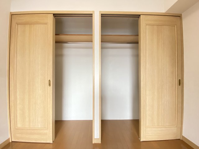収納　同マンション別室参考写真。