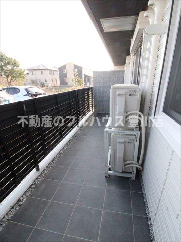 バルコニー　写真は同間取り別室