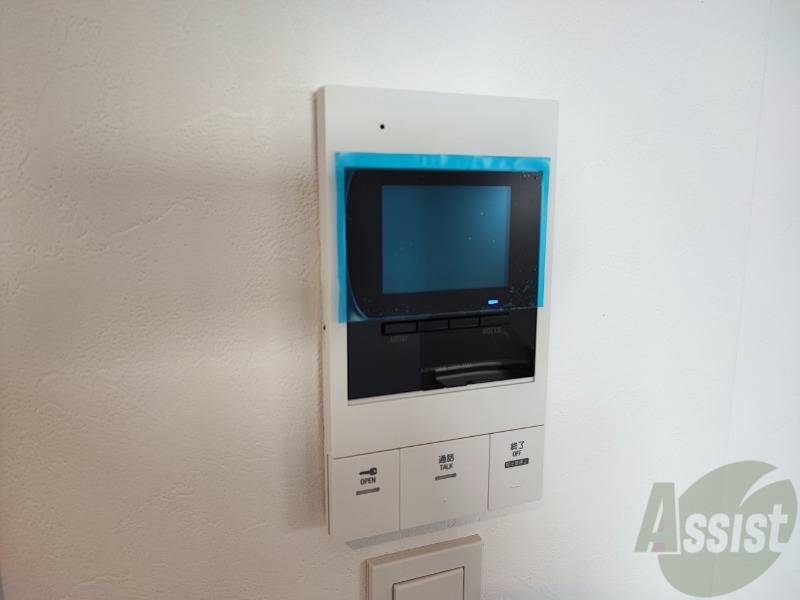 セキュリティ　ＴＶモニター付インターホンです。来客者の顔が見えるので安心！