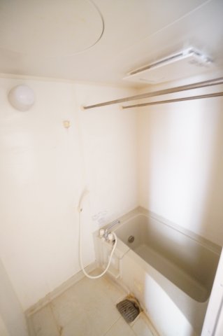 バス・シャワールーム　※同物件・同タイプの写真です。