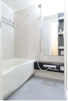 バス・シャワールーム　バス