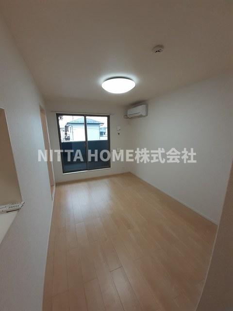 居室・リビング　１０．９帖のリビングルーム◆