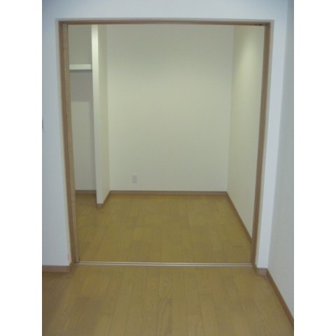 収納　参考写真（同物件別部屋）