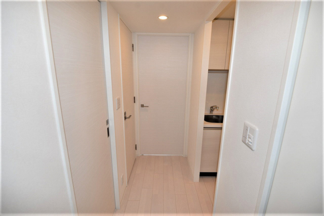 玄関　きれいな内装です