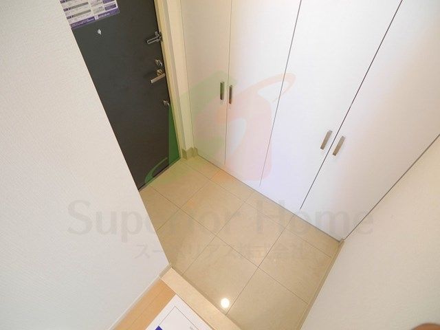 玄関　レジディア四谷三丁目の玄関
